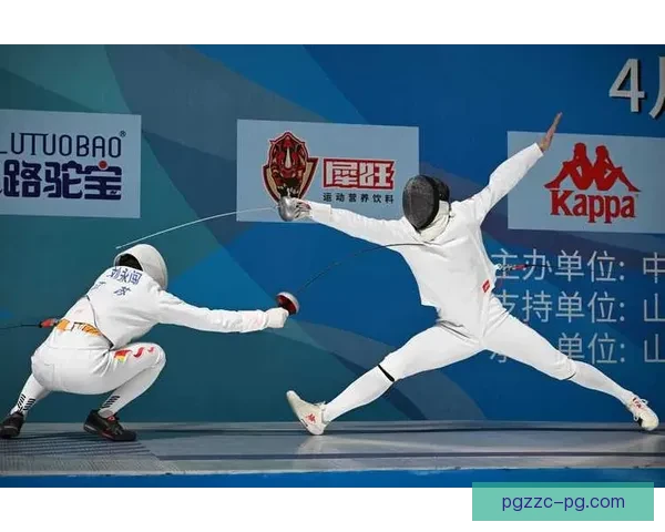 优胜者最终握剑，决战击剑公开赛。