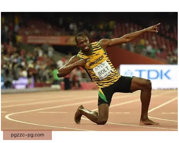 世界举重赛激情角逐，挑战纪录创新高