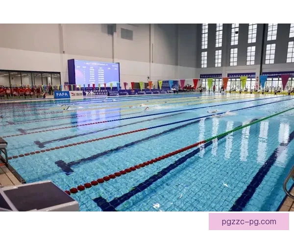 挑战泳坛巅峰:2022游泳公开赛精彩纷呈 挑战泳坛巅峰:2022游泳公开赛精彩纷呈