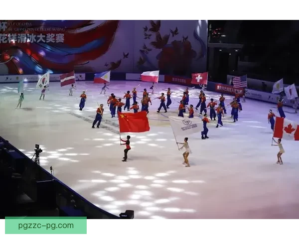 滑冰赛事精彩回放：冰上之绚丽瞬间